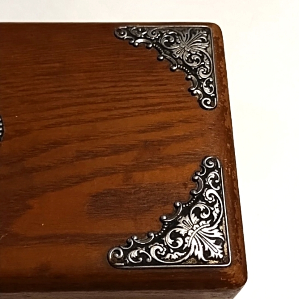 Wooden Box - Picture 3 of 14